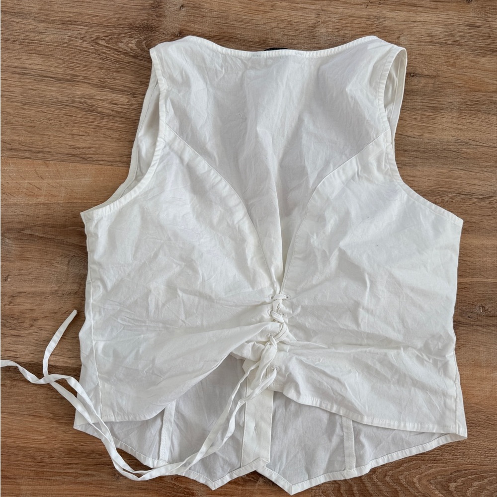 American Eagle White Tie Back Vest - Picture 5 of 5
